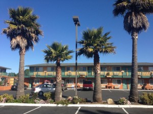 Welcome To The Sand Castle Inn - Complimentary Self-Parking